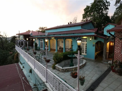 Asraya Lawn