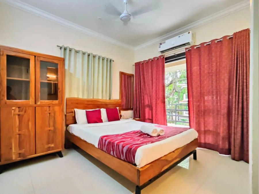 Woodside Retreat